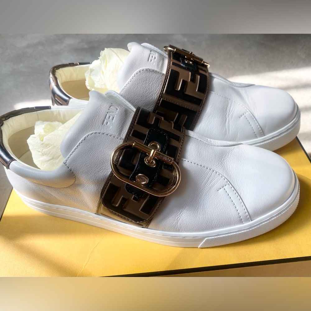 FENDI Pearland Leather Sneakers